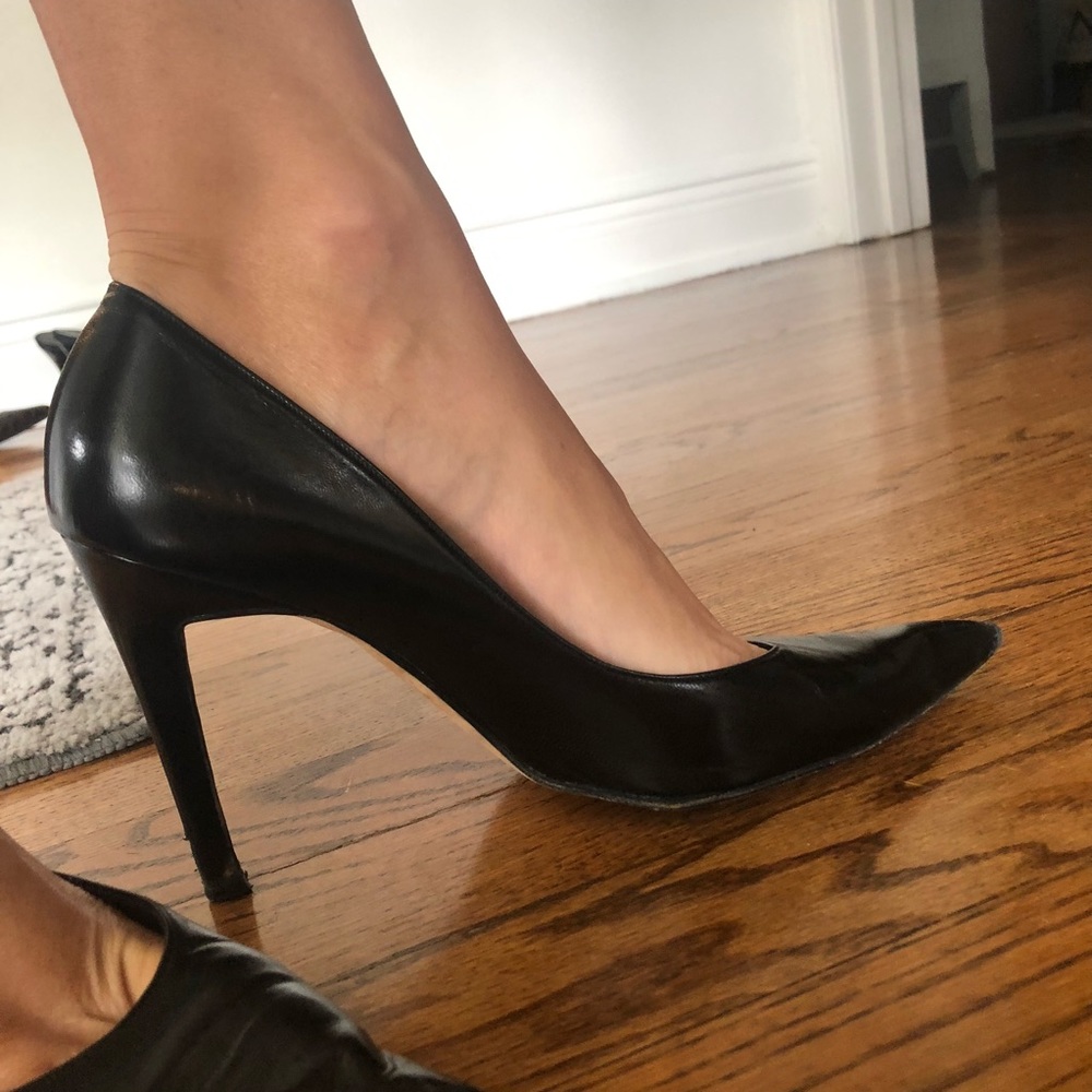 MANOLO BLAHNIK PUMPS 38.5